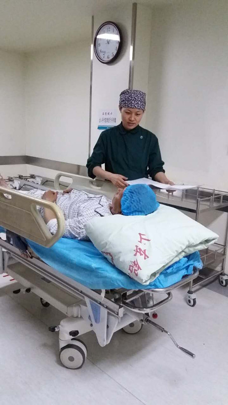 22無(wú)影燈下天使情—王靜_副本.jpg